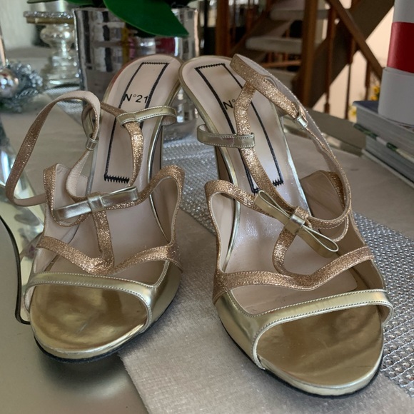 No. 21 GOLD COATED CUTOUT SANDALS SIZE 9 👠👠👠🔥🔥🔥🔥 - Picture 8 of 15